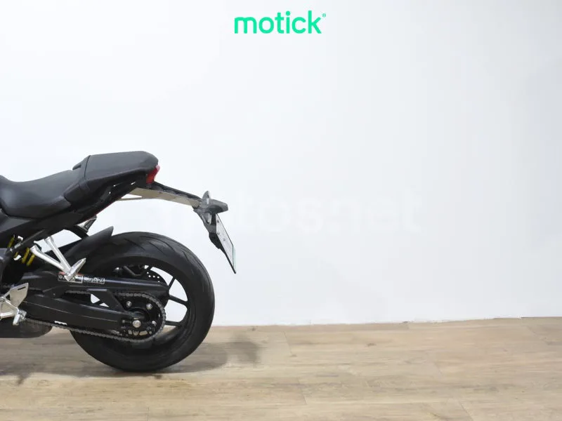 Honda CBR650R - Vista 9