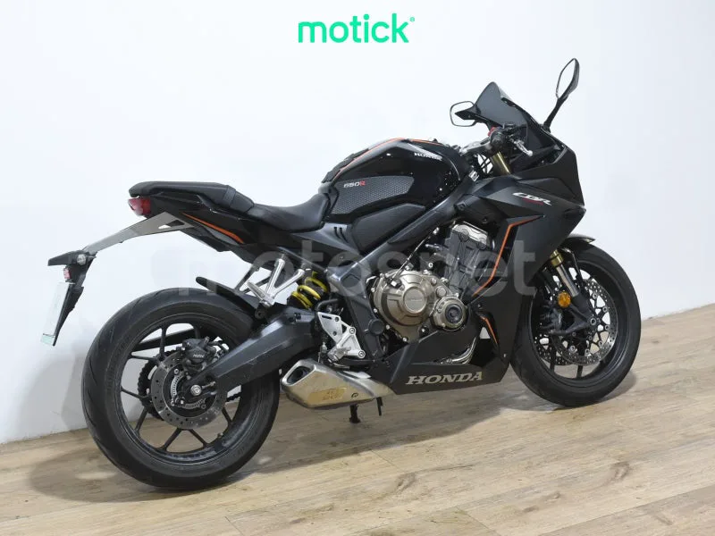 Honda CBR650R - Vista 10