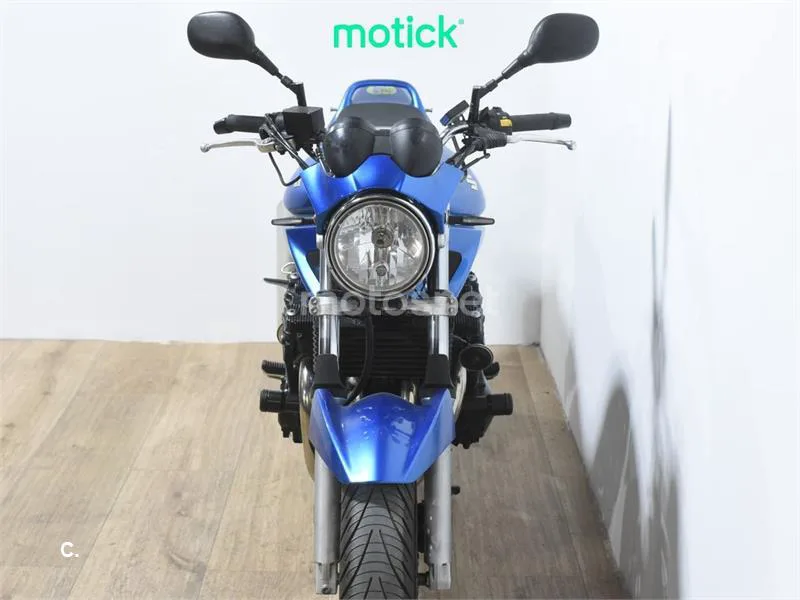 Suzuki Bandit 650 - Vista 11
