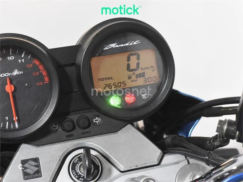 Suzuki Bandit 650 - Vista 5