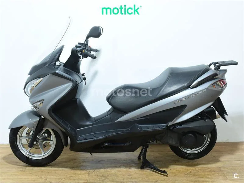 Suzuki Burgman 200 - Vista 7