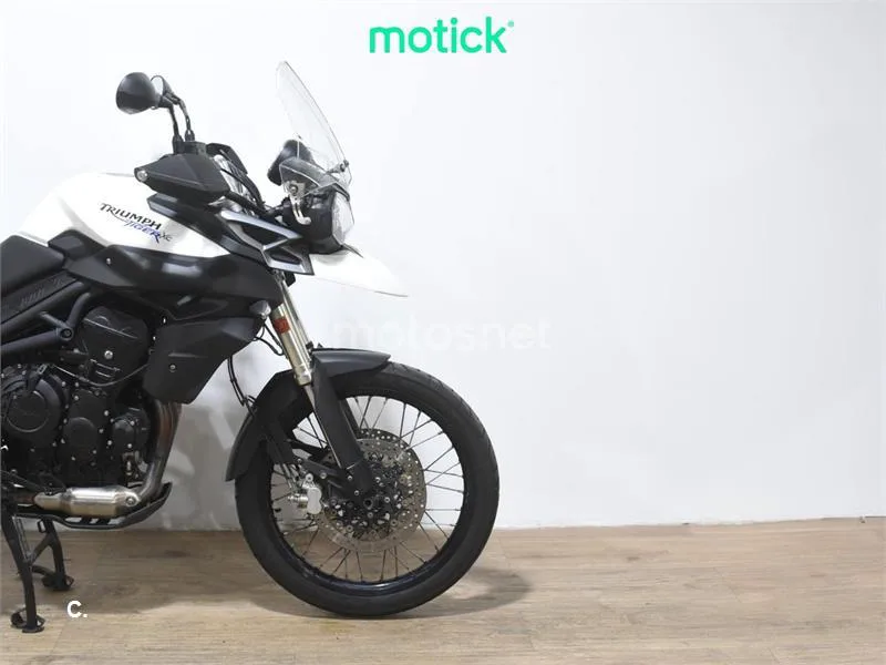 Triumph Tiger 800 XC - Vista 4