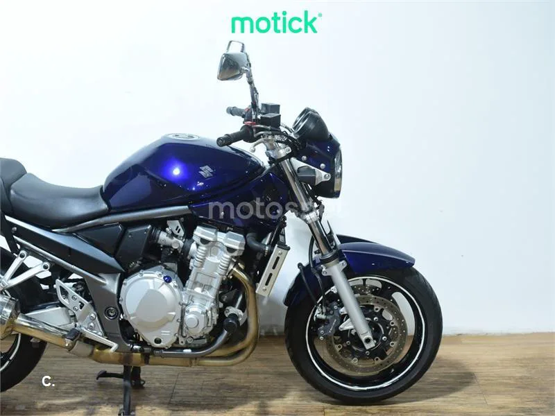 Suzuki Bandit 650 - Vista 4