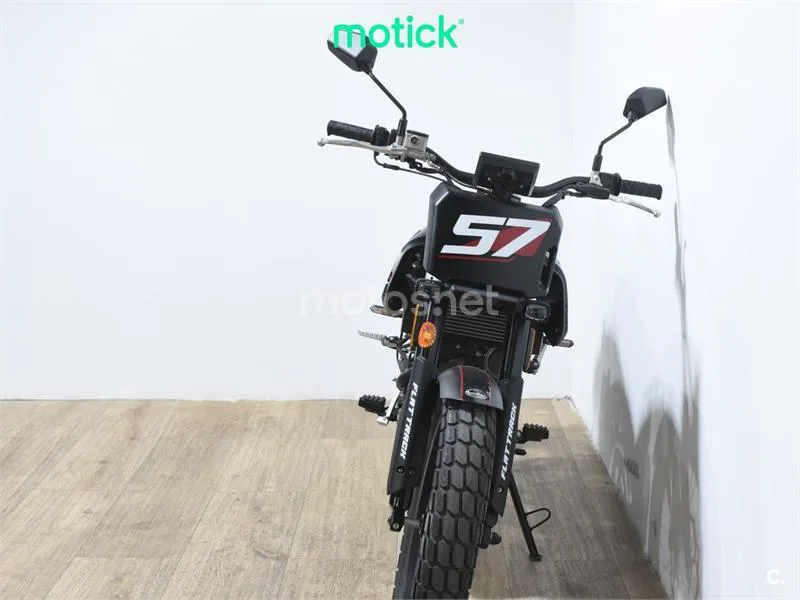 FB Mondial Flat Track 125 - Vista 11