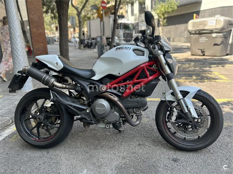 Ducati Monster 796 5200 € 2011 Barcelona - 2