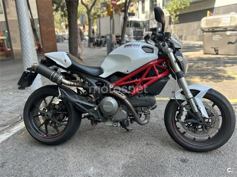 Ducati Monster 796 - Vista 6