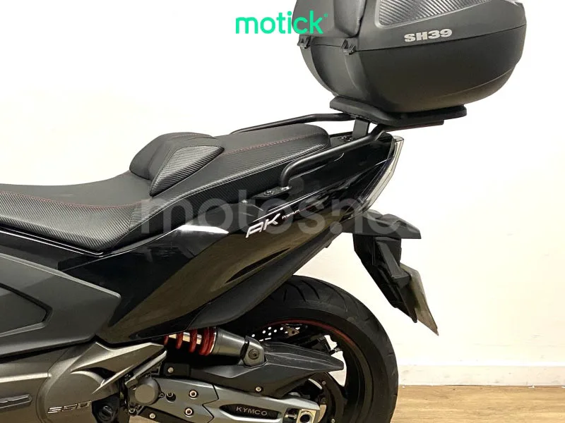 Kymco AK 550 - Vista 10