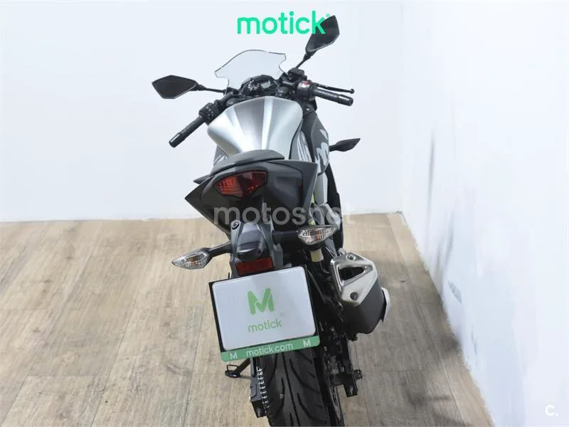 Kawasaki Ninja 125 - Vista 6