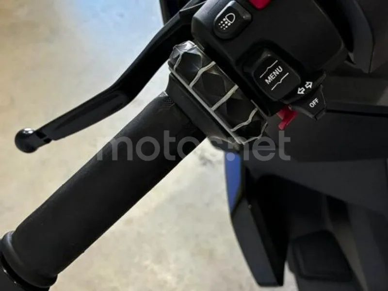 BMW C 400 X - Vista 7