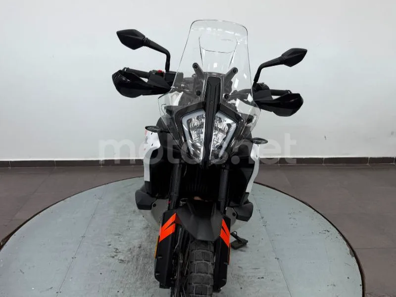 KTM 790 Adventure - Vista 16