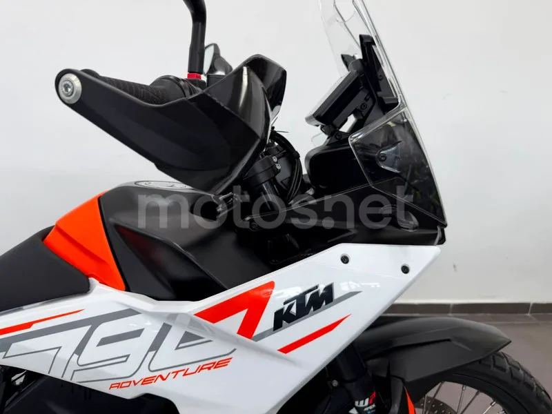 KTM 790 Adventure - Vista 6