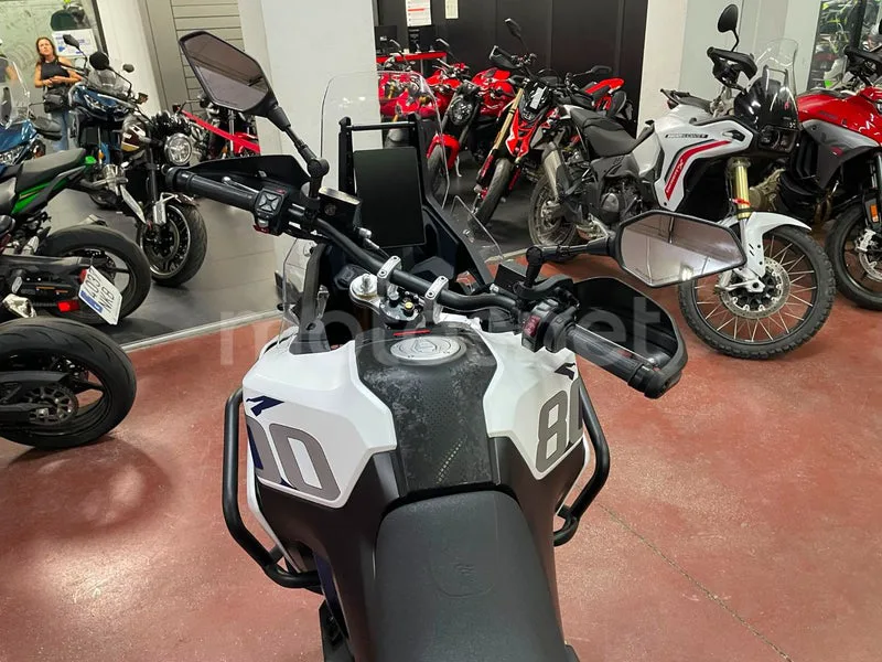 Voge DS800 Rally - Vista 5