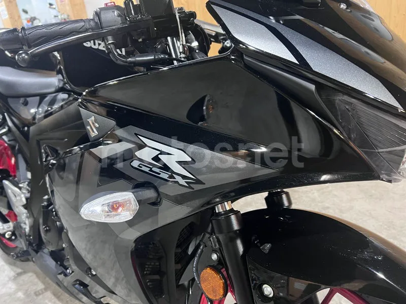 Suzuki GSX-R125 - Vista 17