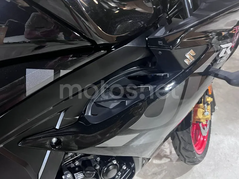 Suzuki GSX-R125 - Vista 24