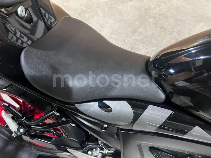 Suzuki GSX-R125 - Vista 31