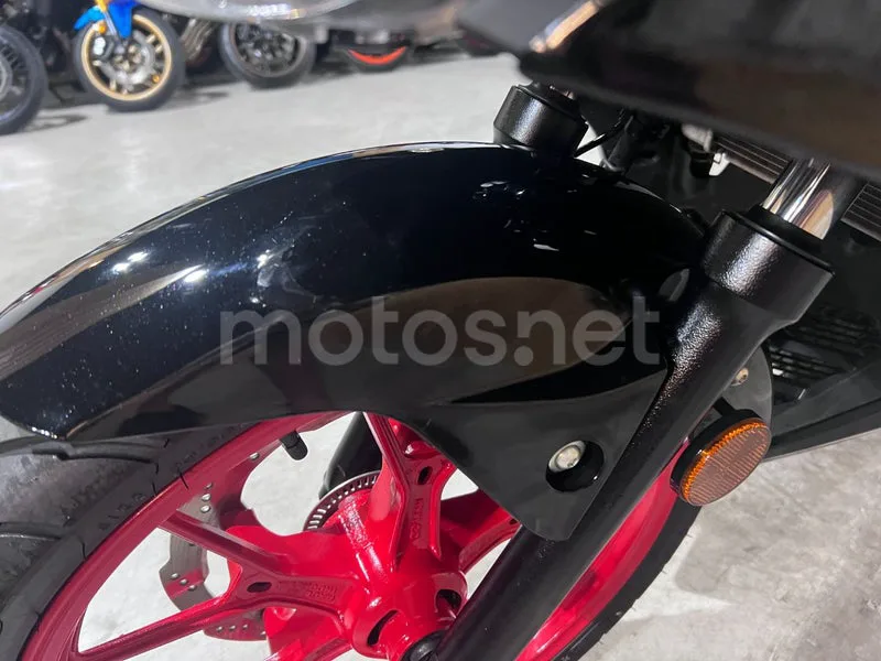 Suzuki GSX-R125 - Vista 39