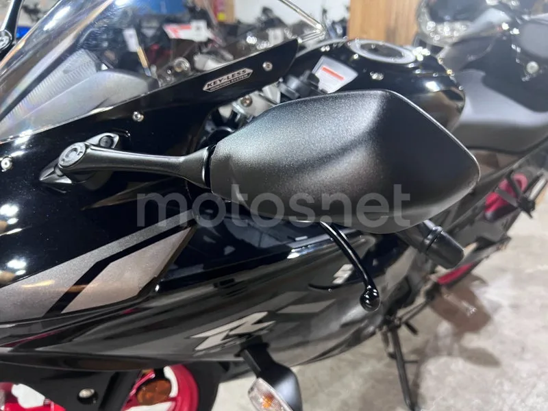 Suzuki GSX-R125 - Vista 41