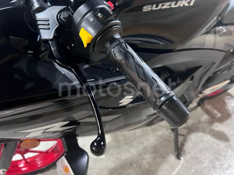 Suzuki GSX-R125 - Vista 42