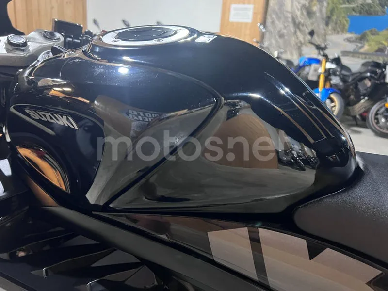 Suzuki GSX-R125 - Vista 48