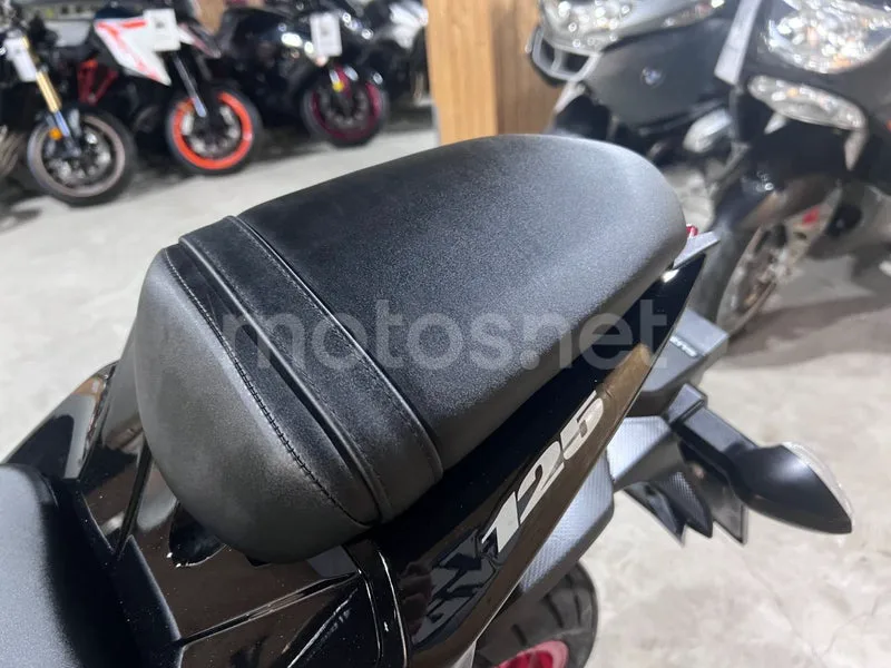 Suzuki GSX-R125 - Vista 54