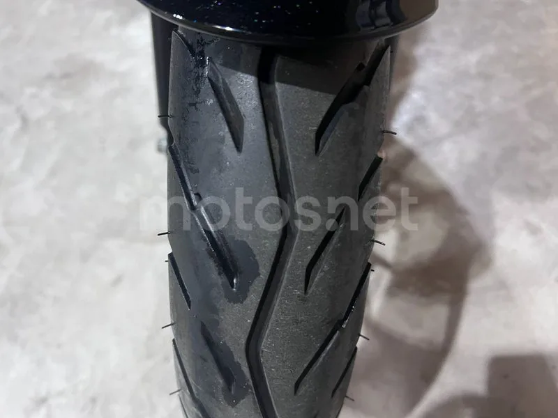 Suzuki GSX-R125 - Vista 10