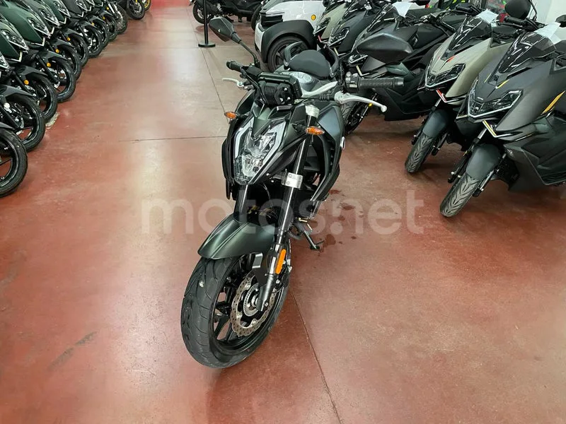 Voge 625R 4690 € 2026 Alicante - 2