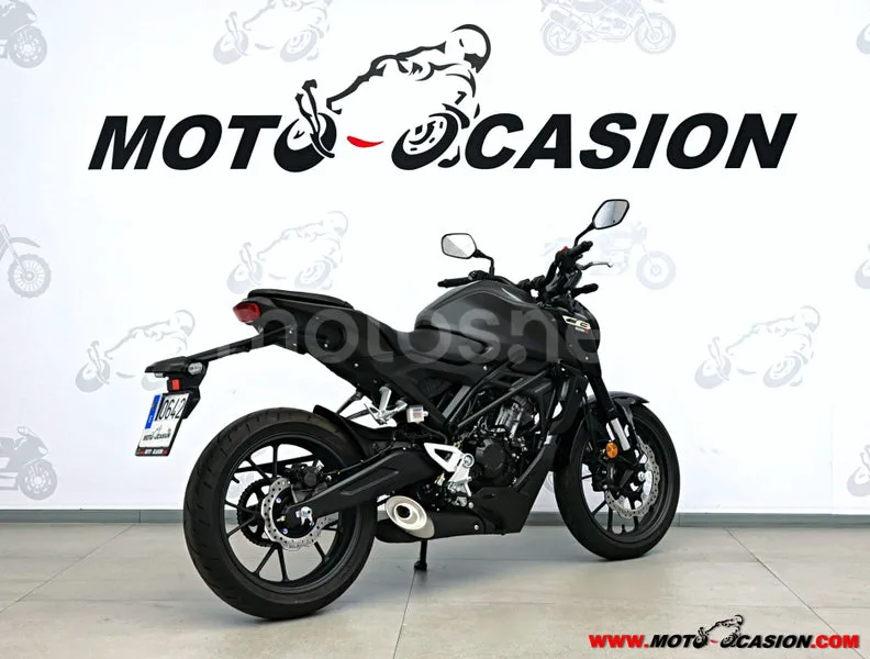 Honda CB125R - Vista 3
