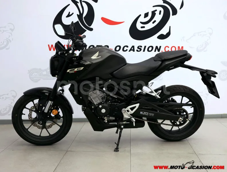 Honda CB125R - Vista 7
