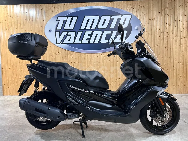 Kymco Super Dink 125 3500 € 2025 Valencia - 1