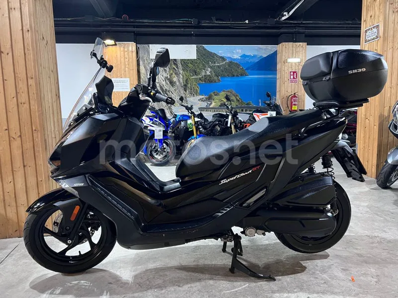 Kymco Super Dink 125 - Vista 4