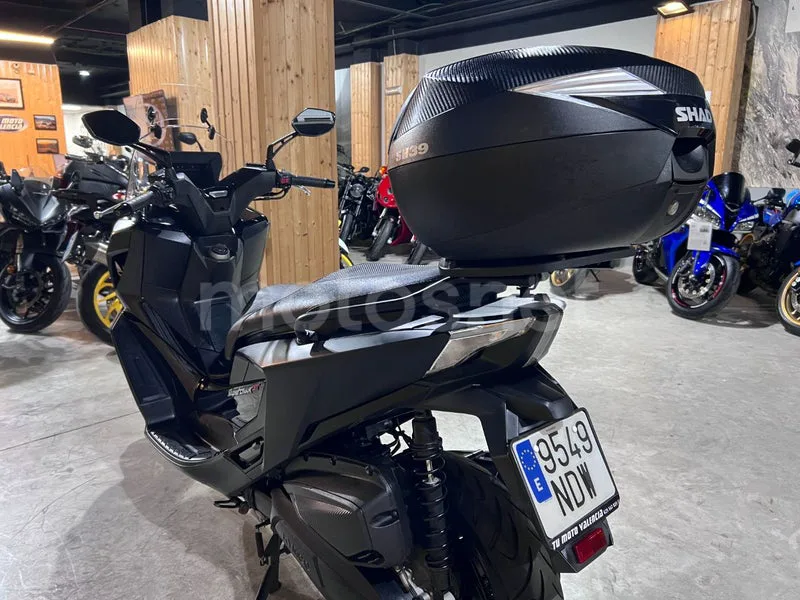 Kymco Super Dink 125 - Vista 6
