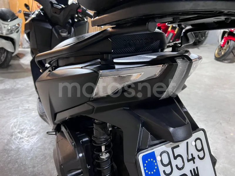 Kymco Super Dink 125 - Vista 62