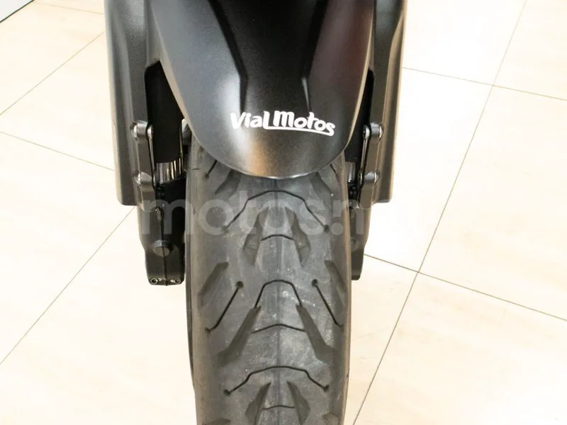 Benelli TRK 502 - Vista 26