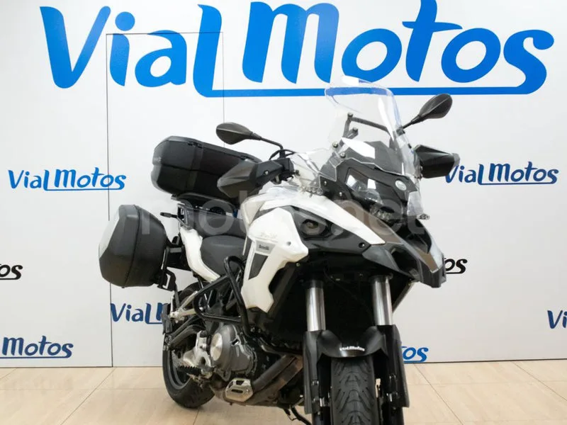 Benelli TRK 502 - Vista 4