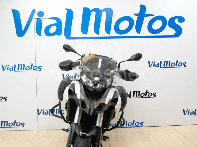 Benelli TRK 502 - Vista 5