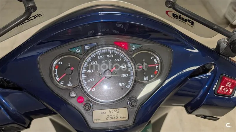 Honda SH300i 2400 € 2010 Alicante - 2