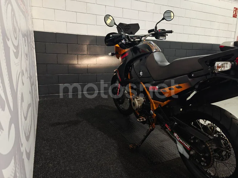 Kawasaki KLE500 - Vista 5