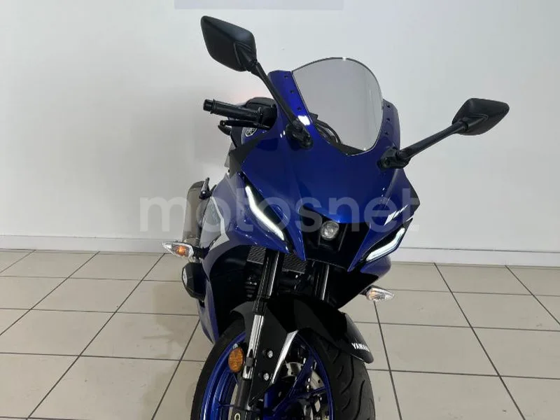 Yamaha YZF-R125 - Vista 5