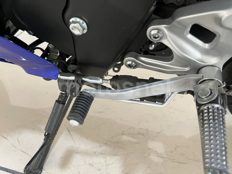 Yamaha YZF-R125 - Vista 7