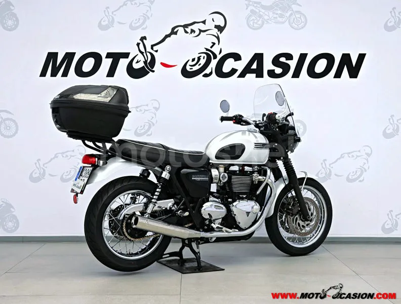 Triumph Bonneville T120 - Vista 3