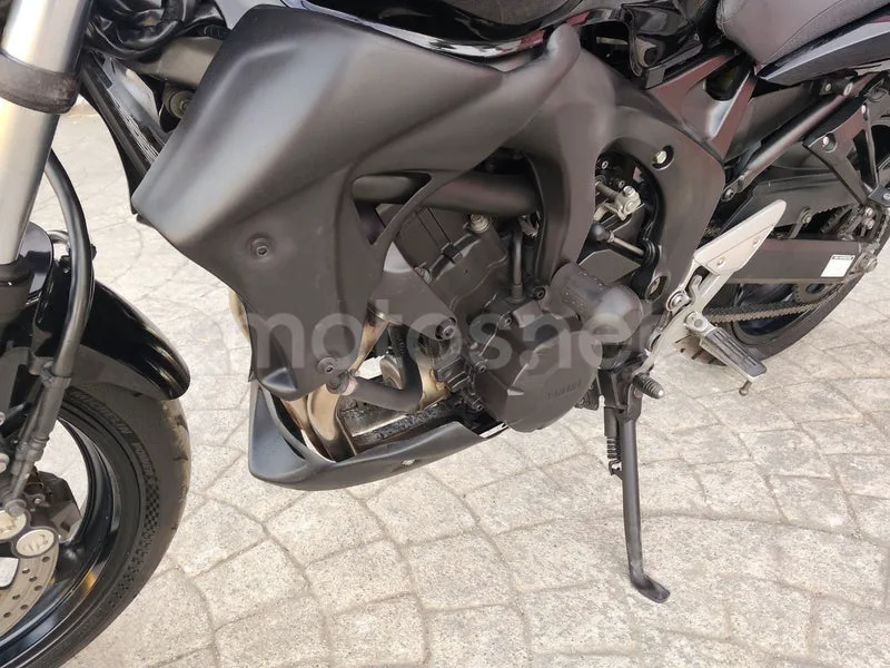 Yamaha FZ6 S2 - Vista 13