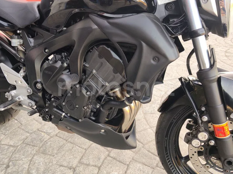 Yamaha FZ6 S2 - Vista 16