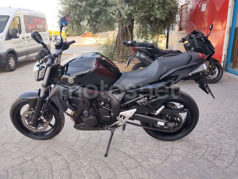 Yamaha FZ6 S2 - Vista 6