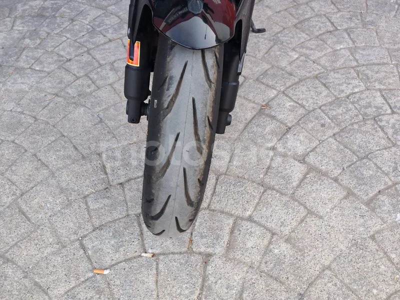 Yamaha FZ6 S2 - Vista 8