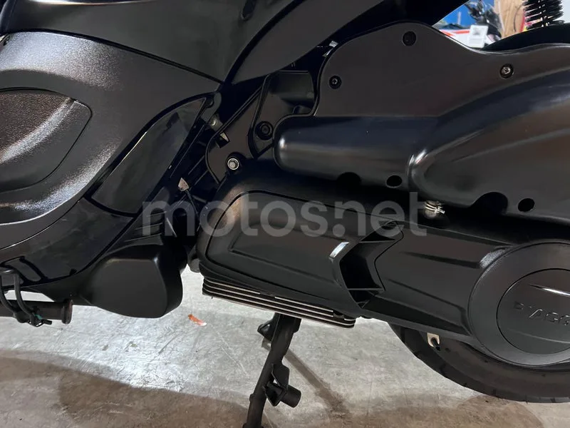 Piaggio Beverly 300 - Vista 57