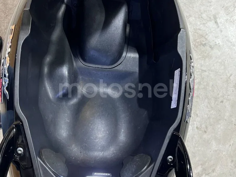 Piaggio Beverly 300 - Vista 62