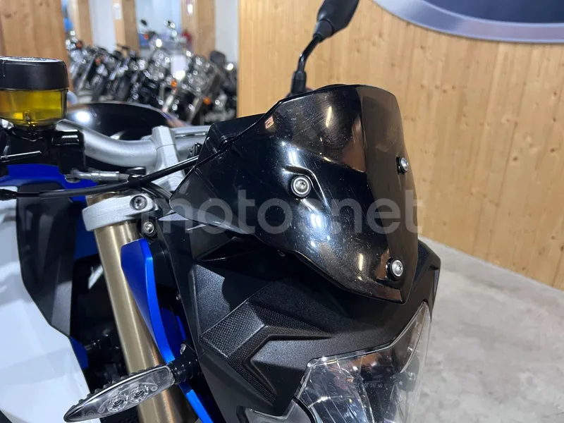 BMW F 800 R - Vista 11