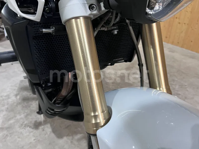 BMW F 800 R - Vista 13