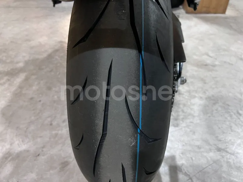 BMW F 800 R - Vista 8