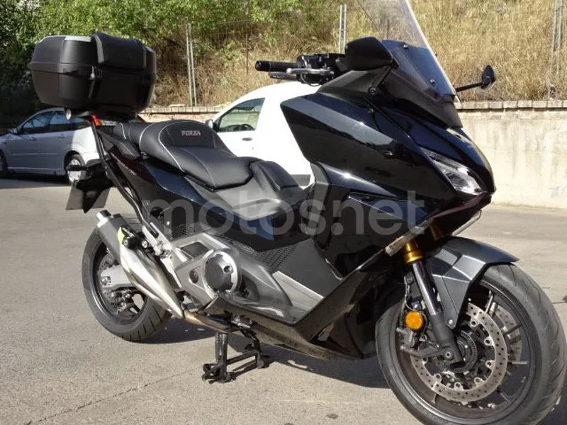 Honda X-ADV 7899 € 2021 Madrid - 1